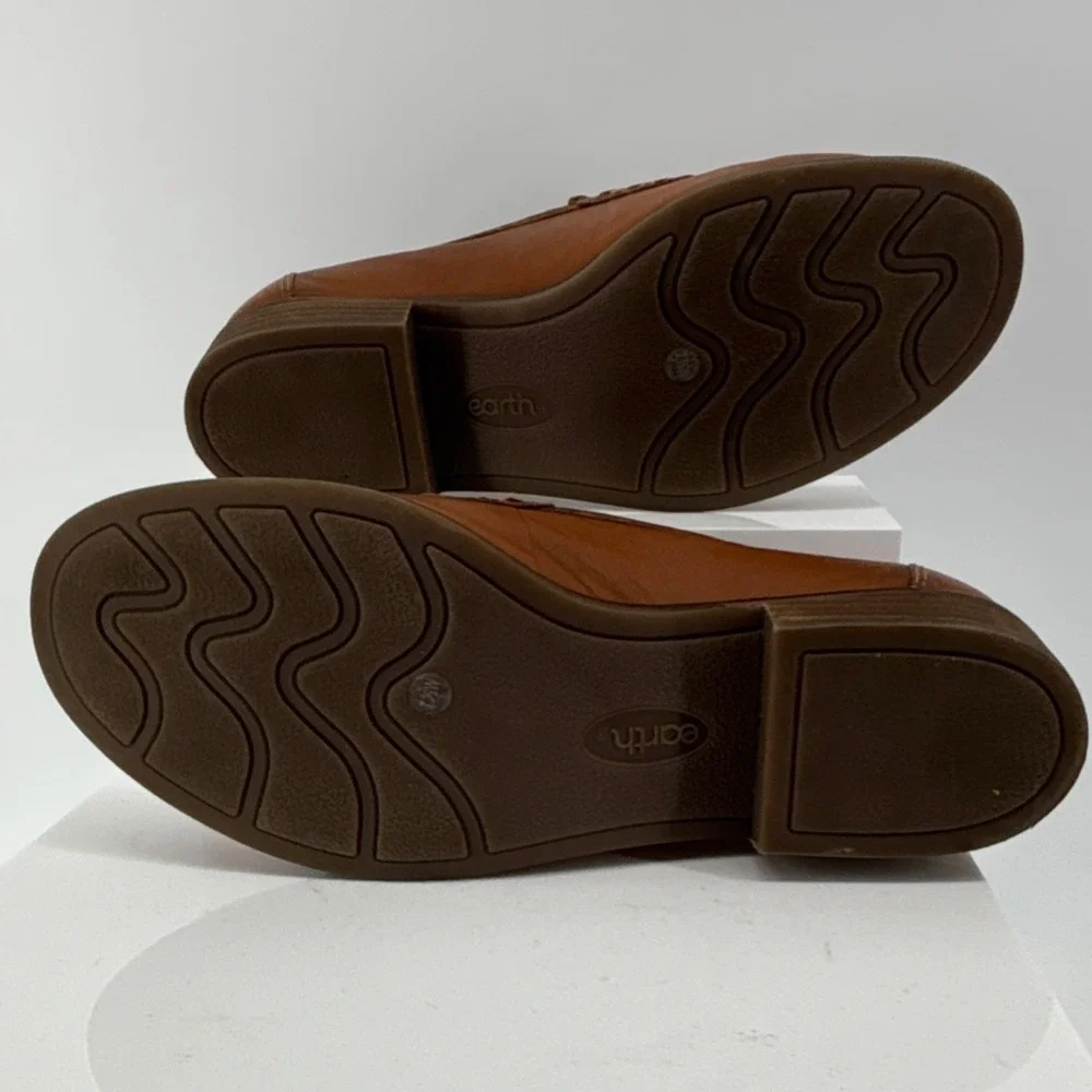 Earth Etelona Elona Round Toe Loafer Flat Women 7.5W Woven Leather Medium Brown